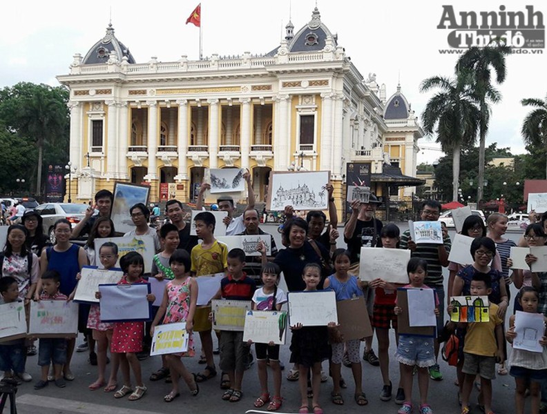 Ngắm Hà Nội qua những ký họa của thiếu nhi Thủ đô